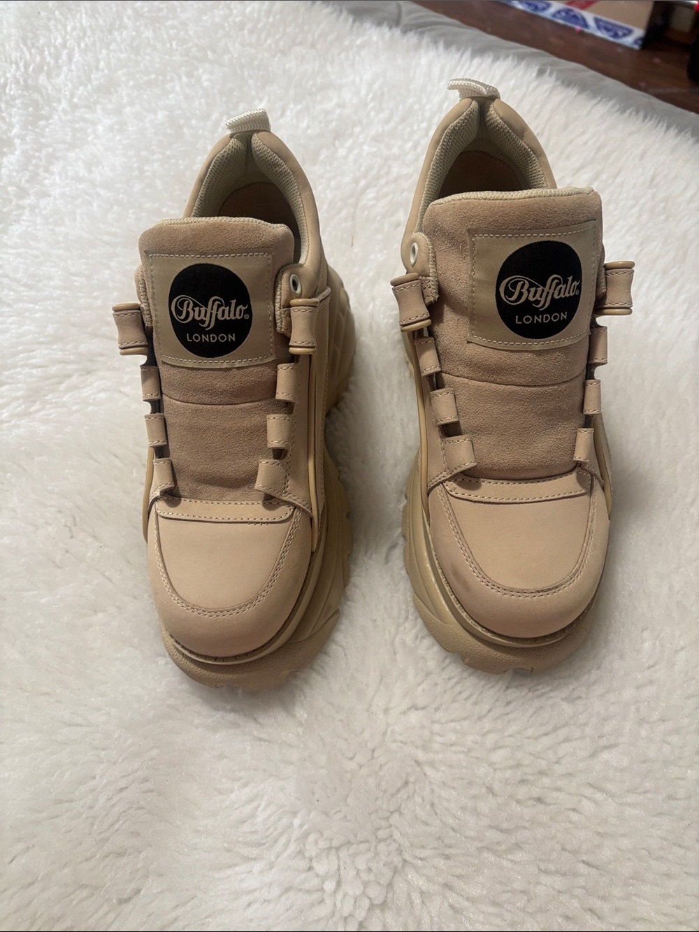 Buffalo David Bitton Women's Tan Platform Sneakers - Picture 2 of 12